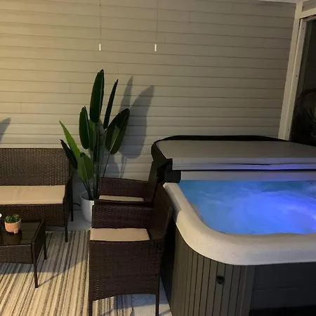 Secluded Backyard Home With Hot Tub & Pool - 3Br & 2B Fort Myers Exterior photo